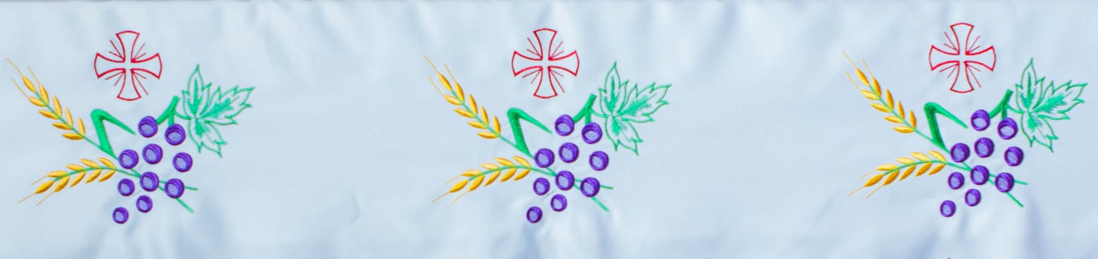 Altar cloth with wheat and grapes